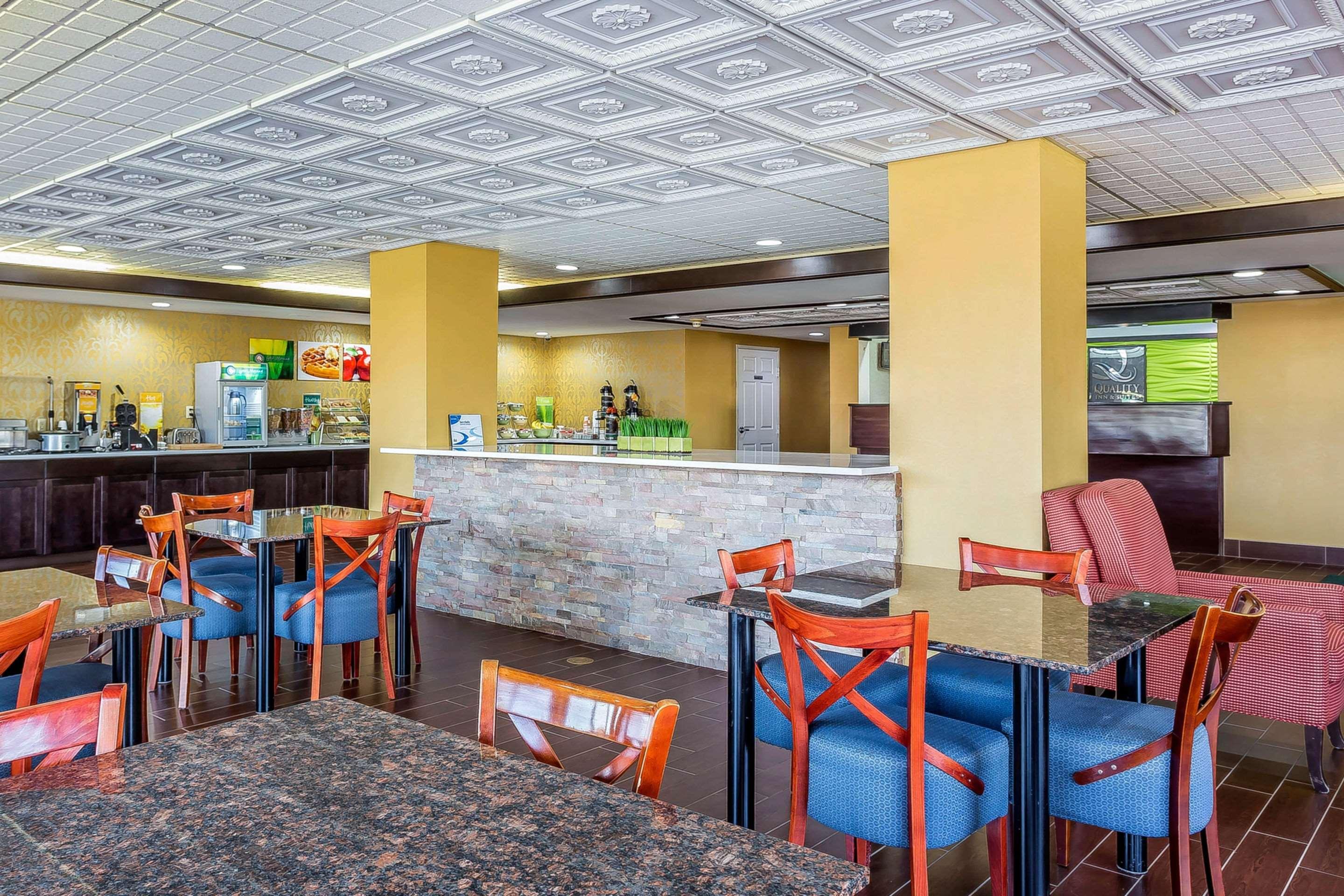 Quality Inn & Suites Near Robins Air Force Base Warner Robins Dış mekan fotoğraf