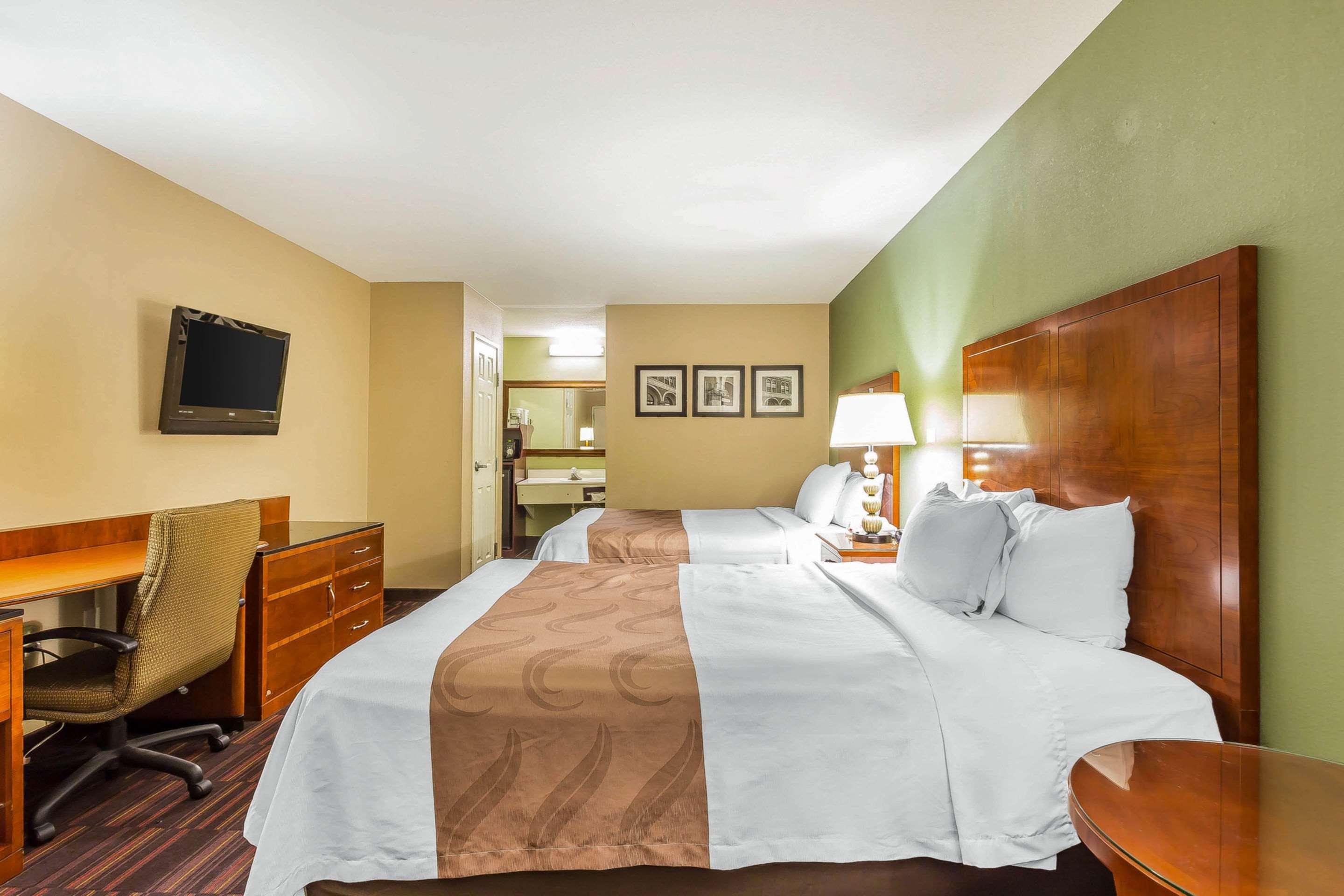 Quality Inn & Suites Near Robins Air Force Base Warner Robins Dış mekan fotoğraf