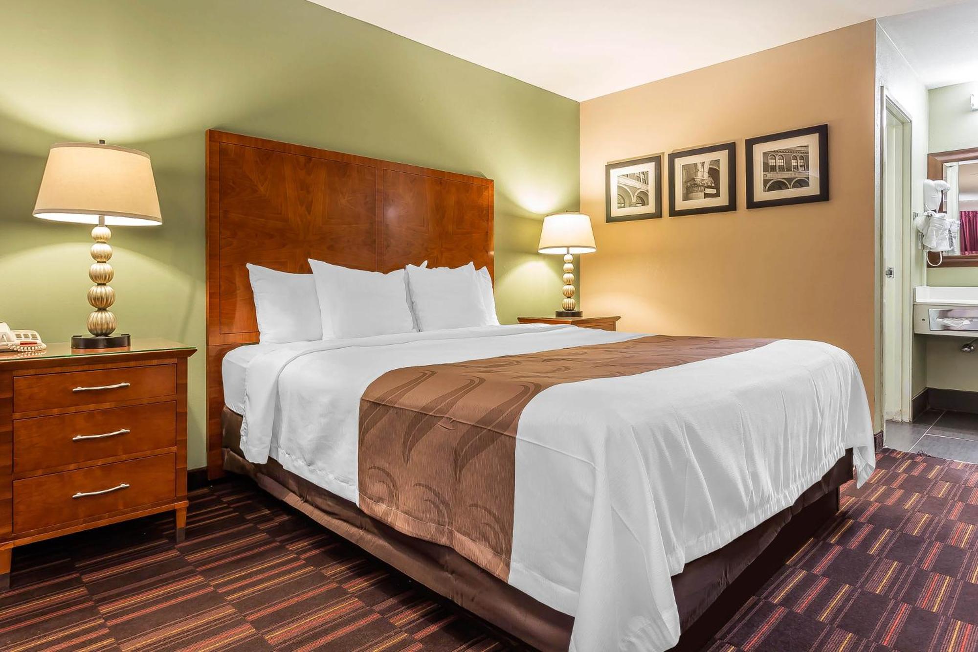 Quality Inn & Suites Near Robins Air Force Base Warner Robins Dış mekan fotoğraf