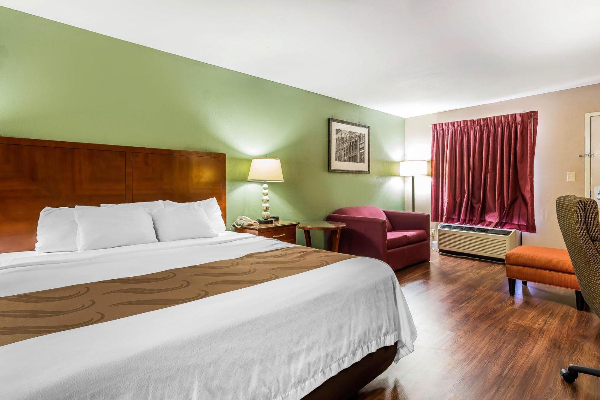 Quality Inn & Suites Near Robins Air Force Base Warner Robins Dış mekan fotoğraf